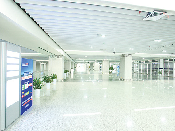 铝天花板及内装铝单板